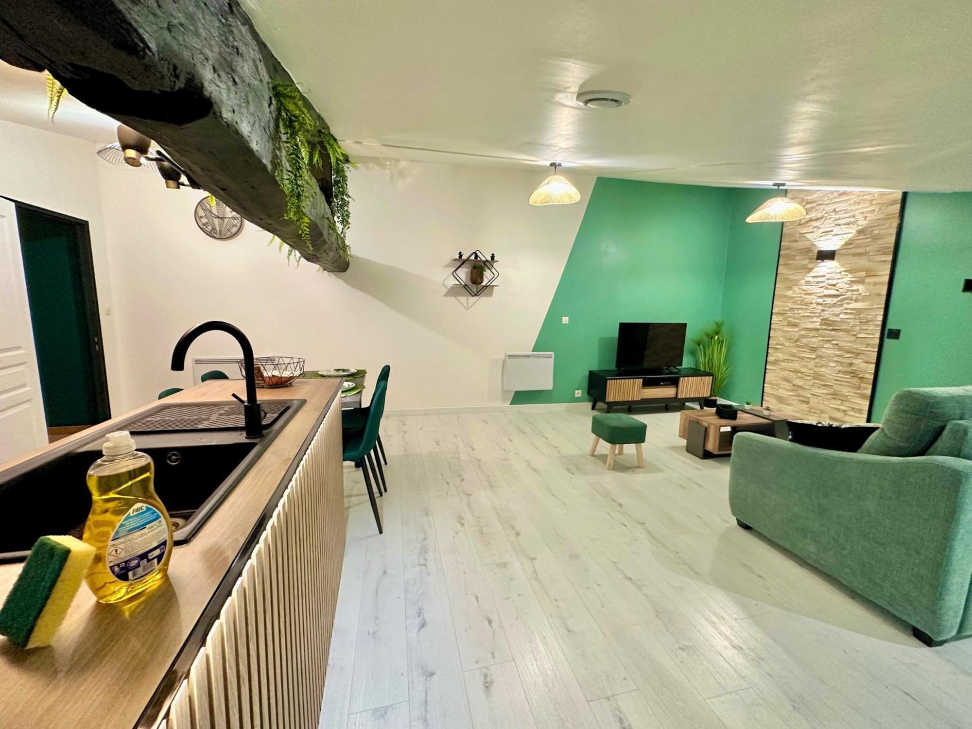 Apartment L'atypique Jungle - Hyper Centre - Refait A Neuf Rochefort (Charente-Maritime)